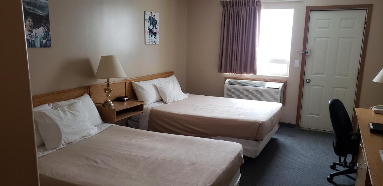 Travel-Inn Resort & Campground Saskatoon Zewnętrze zdjęcie